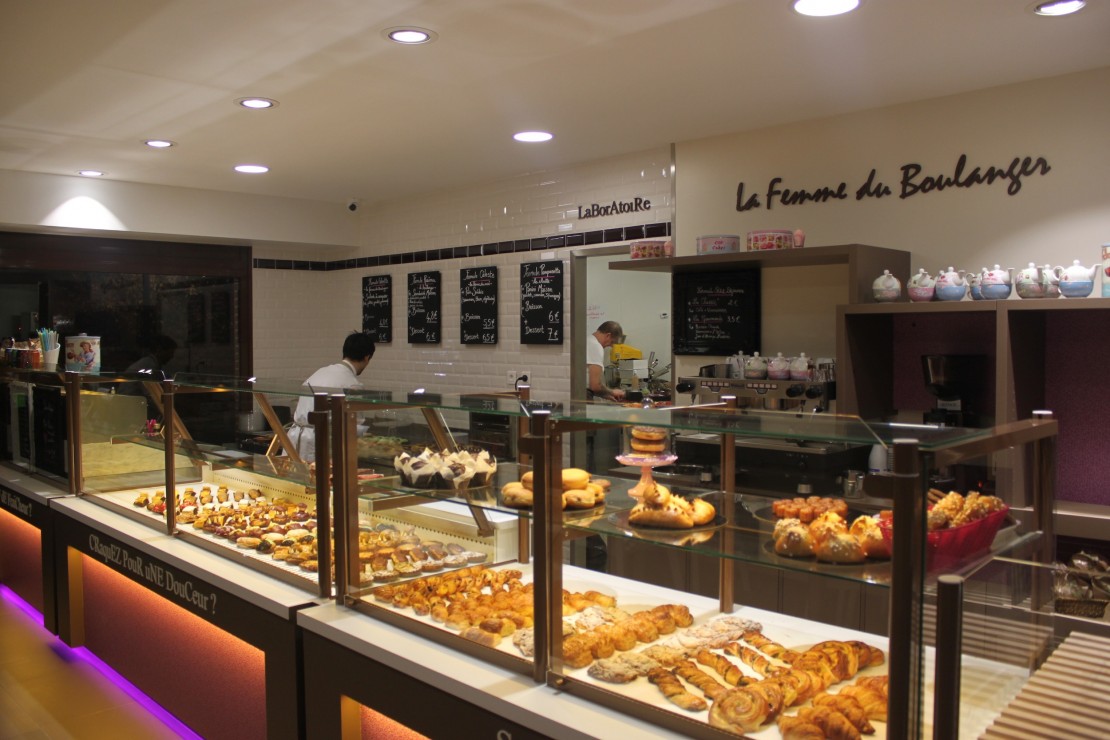 Agencement boulangerie femme boulanger